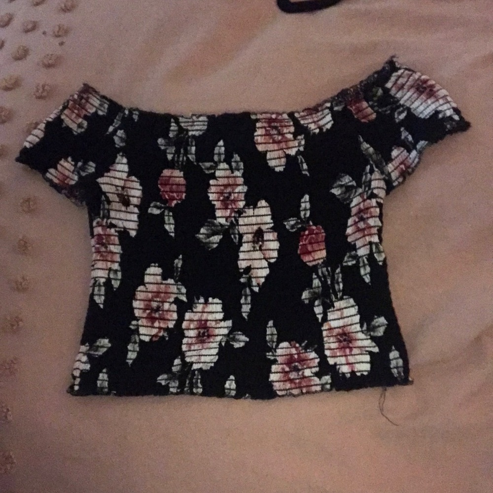 Kendall and Kylie crop top